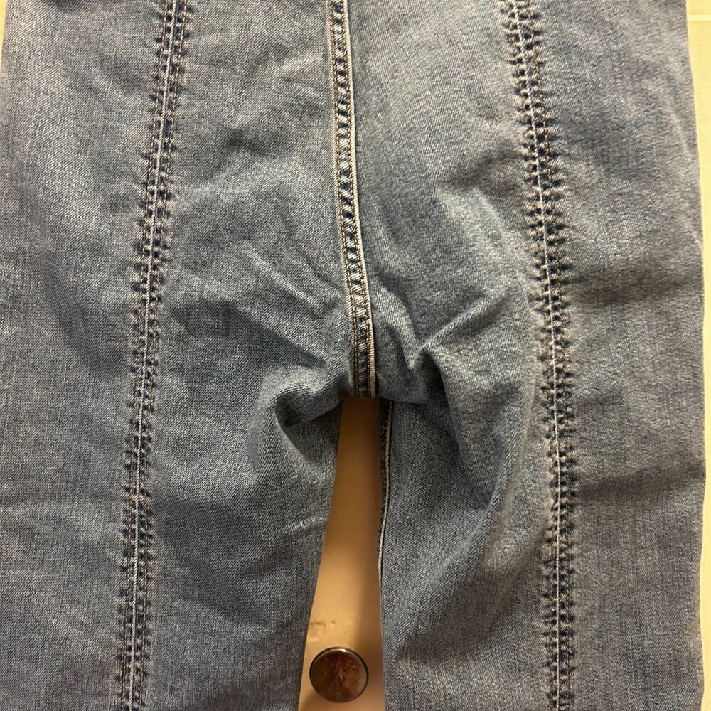 Jeans - Picture 4 of 9